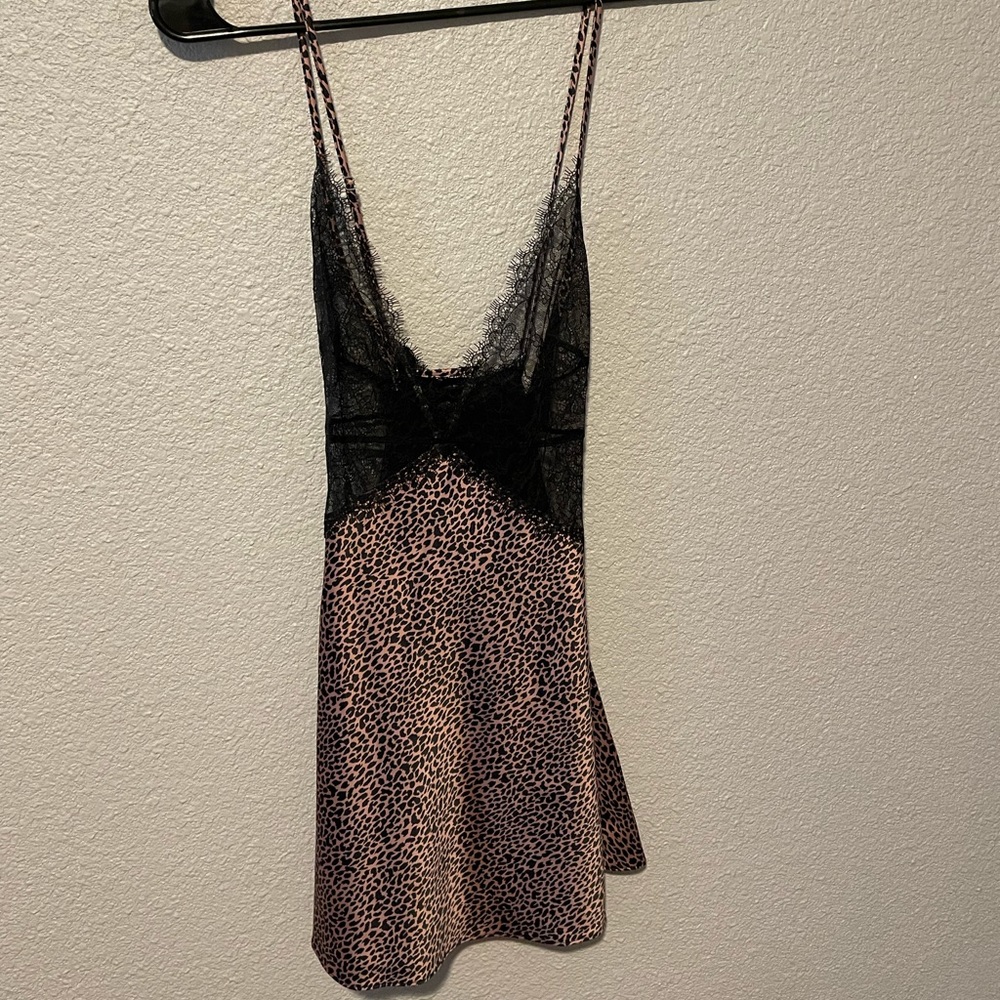 VS nightgown